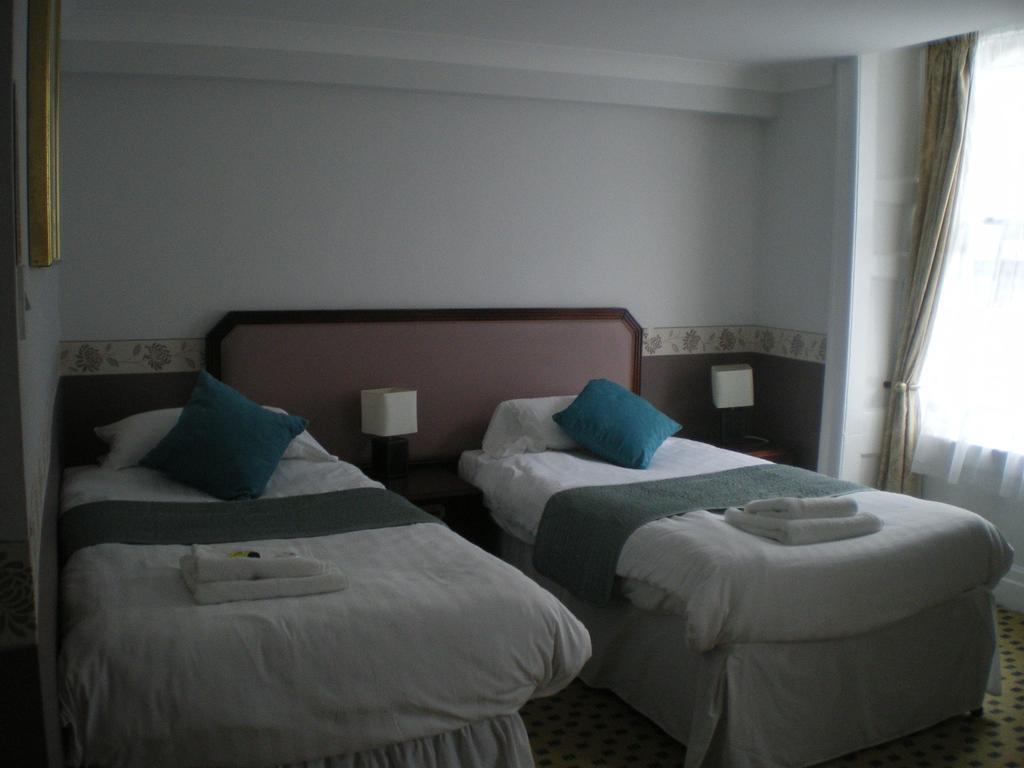 ولهلي Crown Hotel الغرفة الصورة