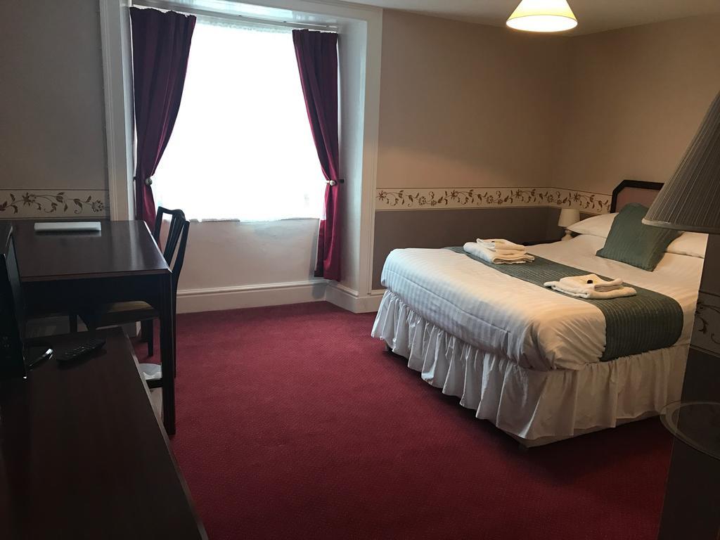 ولهلي Crown Hotel المظهر الخارجي الصورة