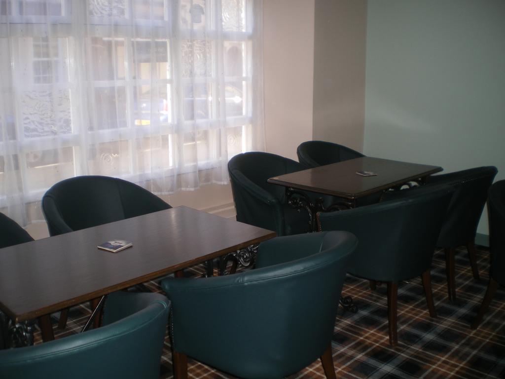ولهلي Crown Hotel المظهر الخارجي الصورة